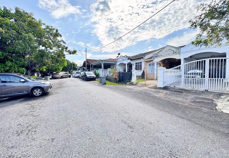 Taman Desa Cempaka 3