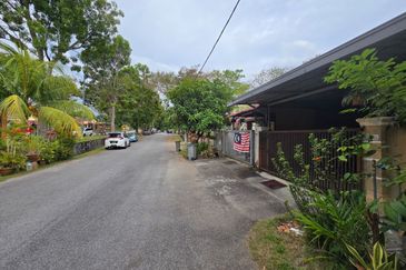 GARDEN HOMES (SEREMBAN 2)