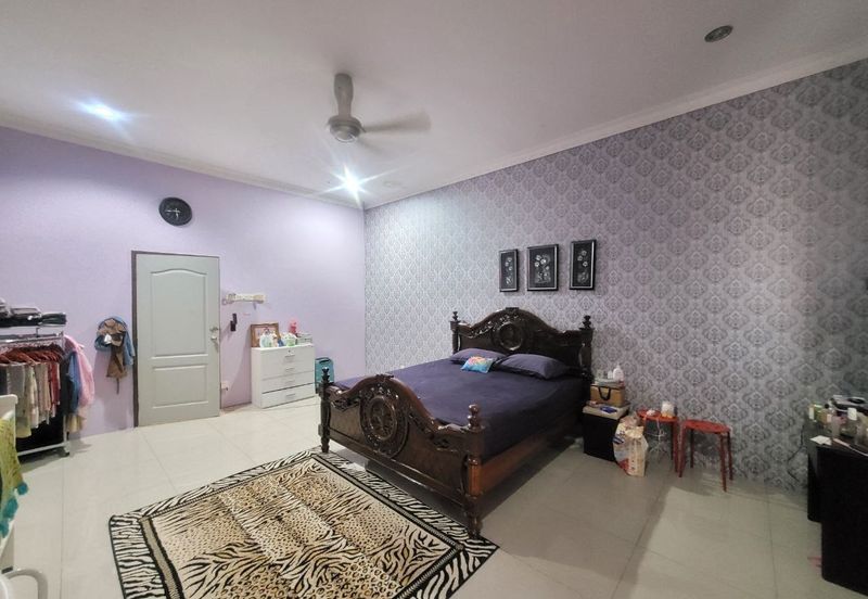 Perdana College Heights