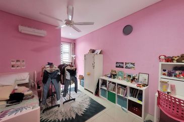 Perdana College Heights