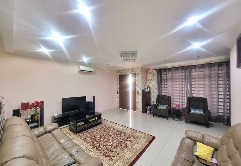 Perdana College Heights