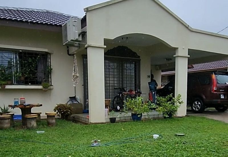 Green Street Homes Seremban 2