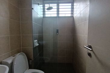 LAMAN MAWAR INDAH @ KOTA SERIEMAS