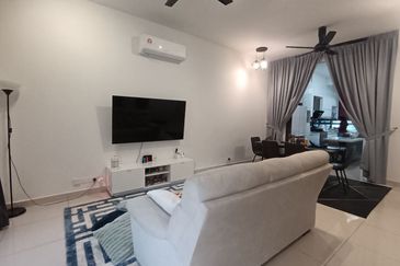 LAMAN MAWAR INDAH @ KOTA SERIEMAS