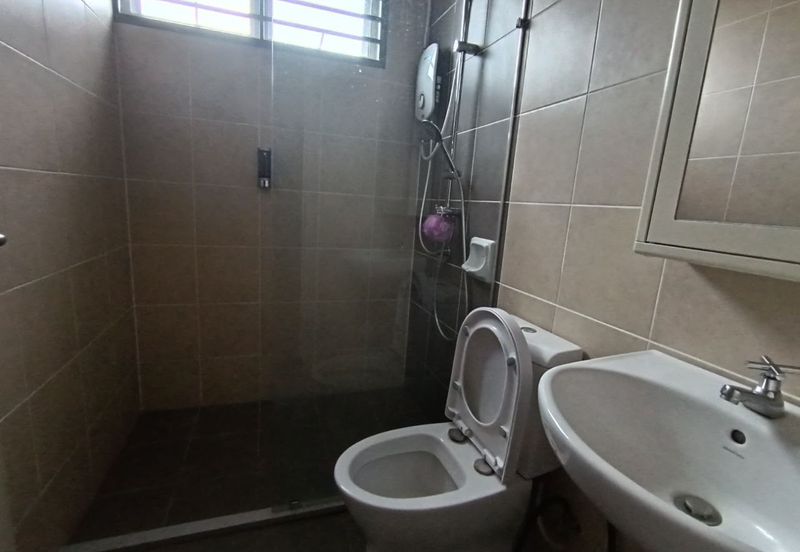 LAMAN MAWAR INDAH @ KOTA SERIEMAS