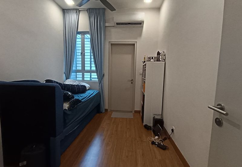 LAMAN MAWAR INDAH @ KOTA SERIEMAS