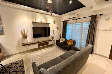 Albury 2, Taman Tasik Senangin