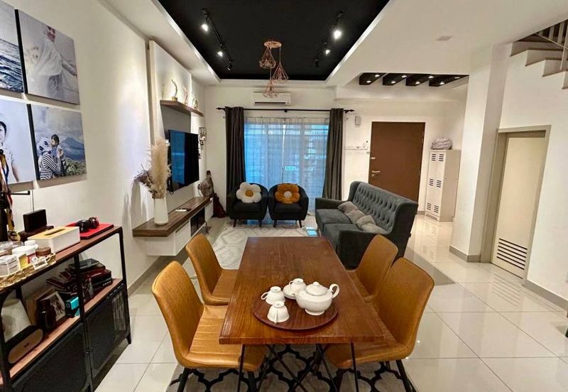 Albury 2, Taman Tasik Senangin