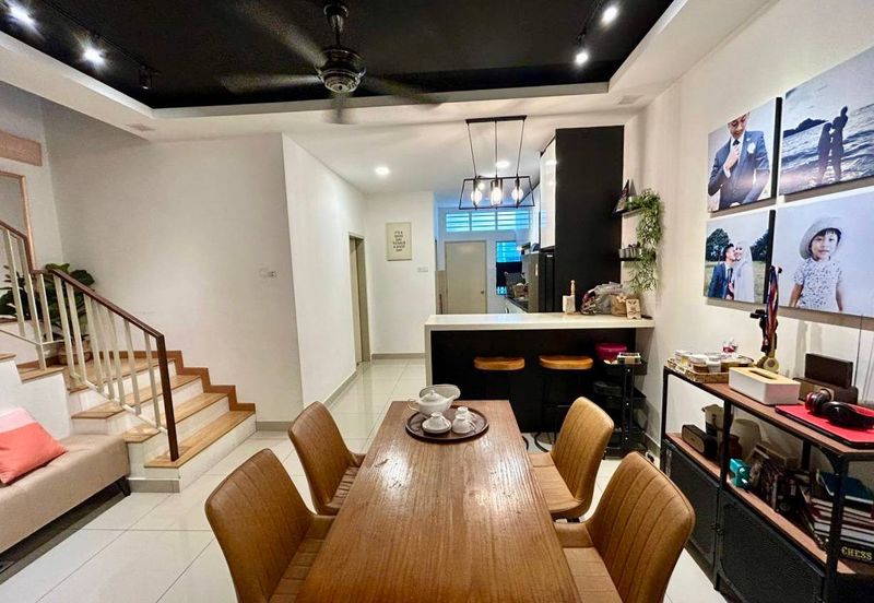 Albury 2, Taman Tasik Senangin