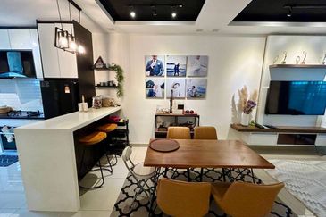 Albury 2, Taman Tasik Senangin