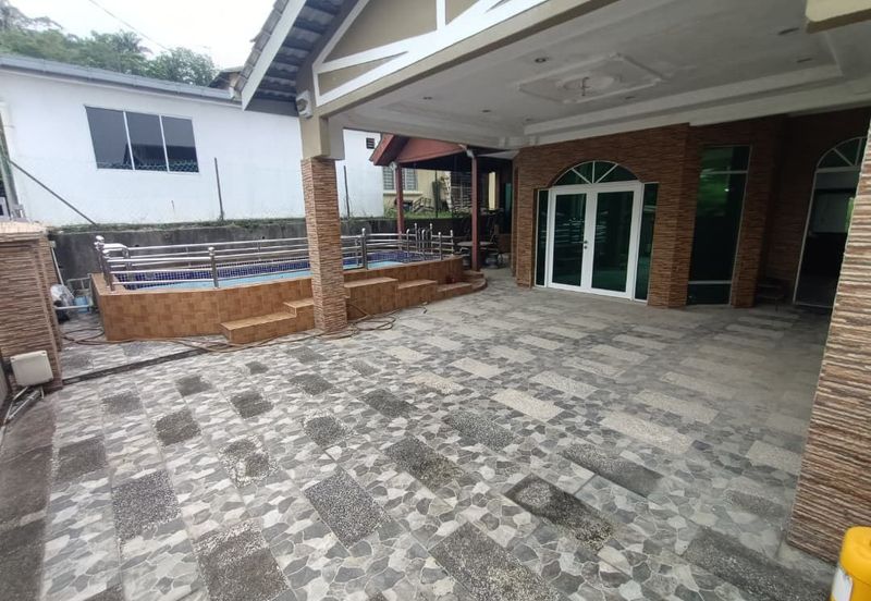 Taman Dahlia, Sepang