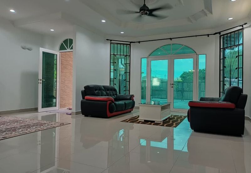 Taman Dahlia, Sepang