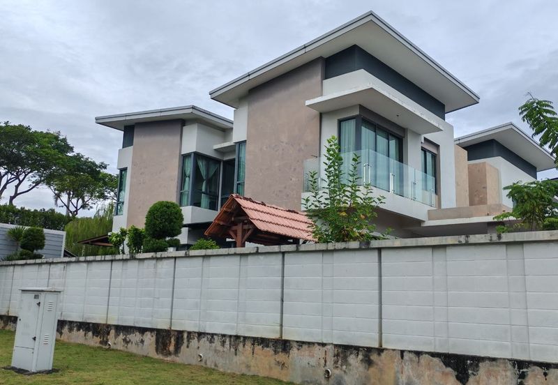 AVIVA GREEN @ SEREMBAN 2