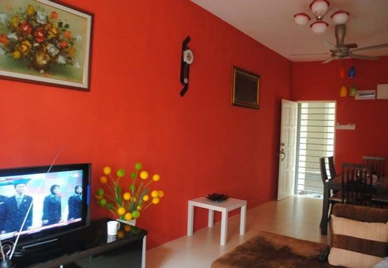 Laman Suria e-Resort Apartment