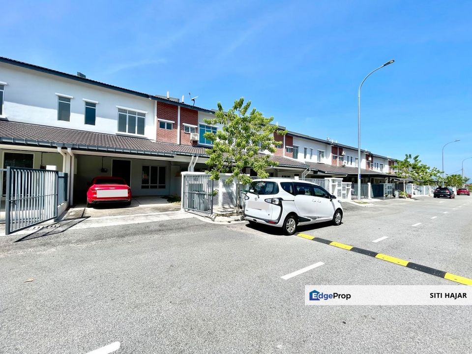 Taman Iringan Bayu, Seremban, Negeri Sembilan, Double Storey Terrace Intermediate Gitaran For Sale, Negeri Sembilan, Seremban