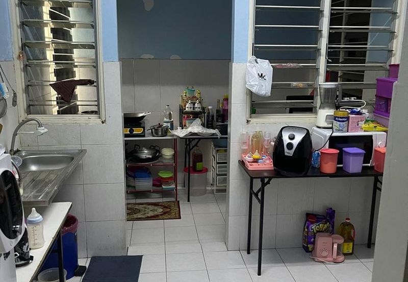 Apartment Teratai, Taman Sutera