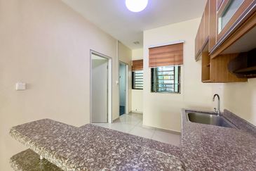 Laman Delfina @ Nilai Impian