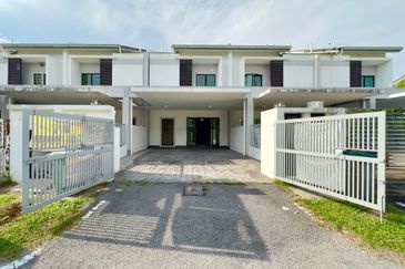 Laman Delfina @ Nilai Impian