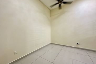 Laman Delfina @ Nilai Impian