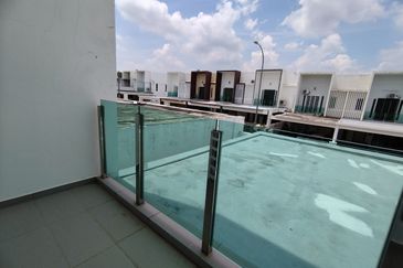 HIJAYU 3B @ BANDAR SRI SENDAYAN