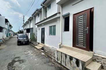 Albury 2 @ Mahkota Hills