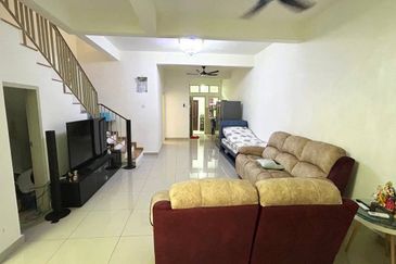 Albury 2 @ Mahkota Hills