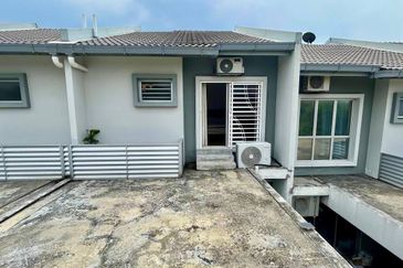 Albury 2 @ Mahkota Hills