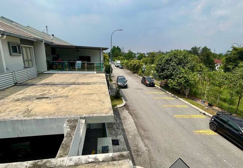 Albury 2 @ Mahkota Hills