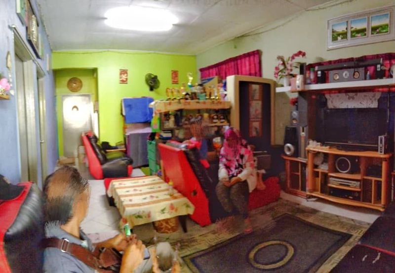 Taman Desa Pinggiran Bayu