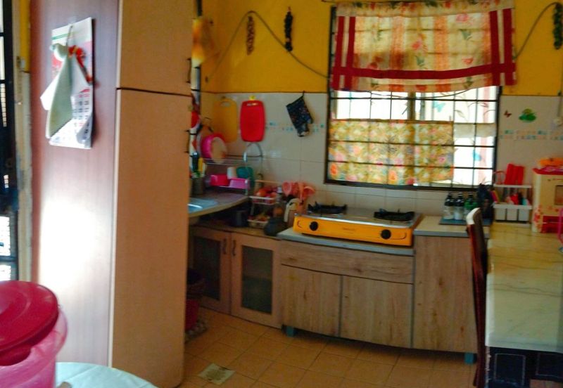 Taman Desa Pinggiran Bayu