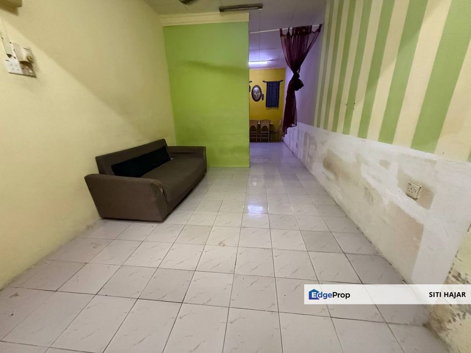 Taman Gadong Indah, Labu, Negeri Sembilan, Facing Playground Single Storey Terrace House For Sale, Negeri Sembilan, Labu