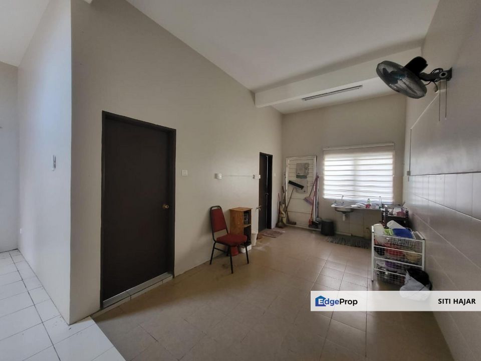 Taman Gadong Jaya, Seremban, Negeri Sembilan, Double Storey End Lot House For Sale, Negeri Sembilan, Seremban