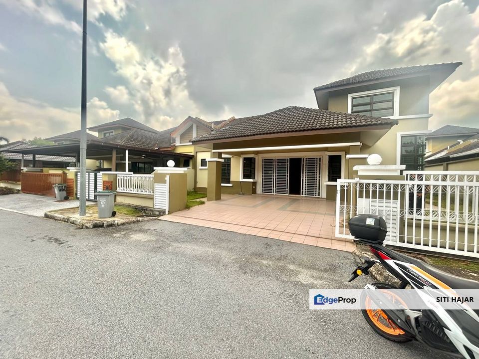 Taman Warisan Puteri, Seremban, Negeri Sembilan, Nice 1.5 Storey Semi Detached House For Sale, Negeri Sembilan, Seremban