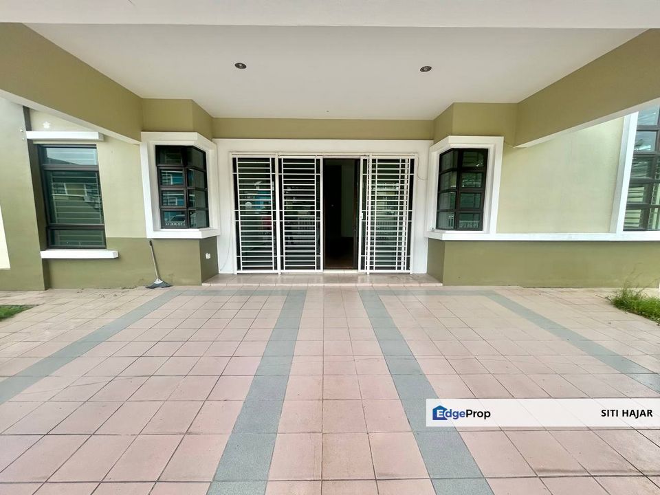 Taman Warisan Puteri, Seremban, Negeri Sembilan, Nice 1.5 Storey Semi Detached House For Sale, Negeri Sembilan, Seremban