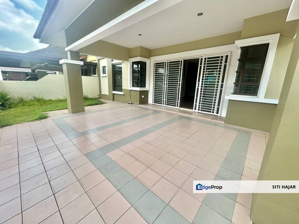 Taman Warisan Puteri, Seremban, Negeri Sembilan, Nice 1.5 Storey Semi Detached House For Sale, Negeri Sembilan, Seremban
