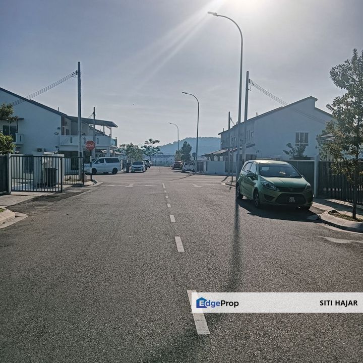 Taman Iringan Bayu, Seremban, Negeri Sembilan, Double Storey Gitaran Terrace Intermediate House For Sale, Negeri Sembilan, Seremban