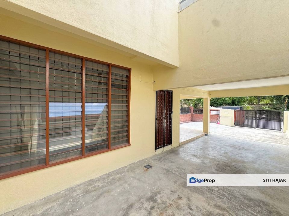 Taman Pinggiran Golf, Seremban, Negeri Sembilan, Double Storey Terrace Intermediate House For Sale, Negeri Sembilan, Seremban