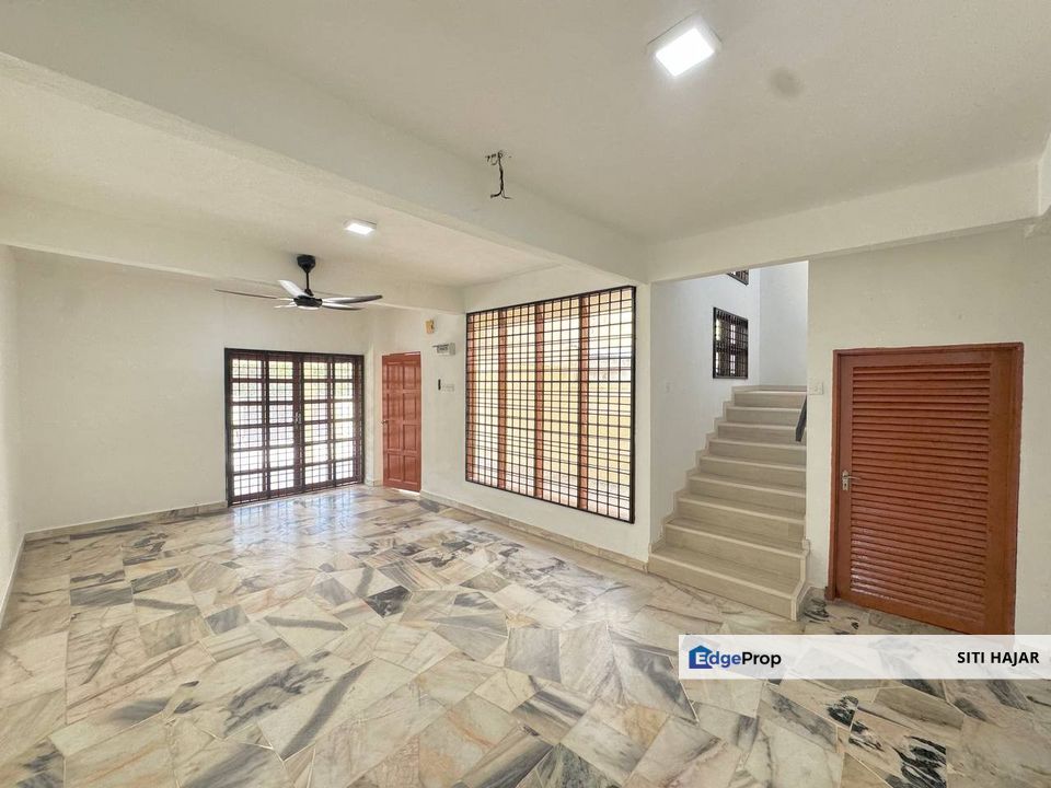 Taman Pinggiran Golf, Seremban, Negeri Sembilan, Double Storey Terrace Intermediate House For Sale, Negeri Sembilan, Seremban