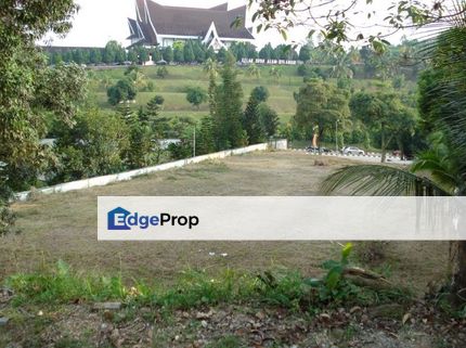 LOT BANGLO DALAM KEJIRANAN YANG TENANG DAN MEWAH DI TENGAH BANDAR SHAH ALAM, Selangor, Shah Alam