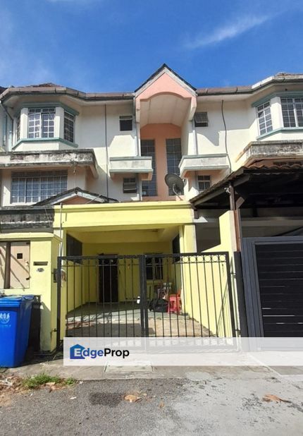 ROI 4.8% 2 Storey Town House Section 7 Shah Alam, Selangor, Shah Alam