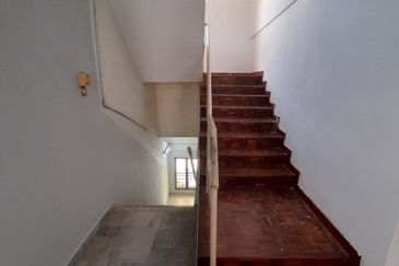 Jalan Marmar Empat 7/30D