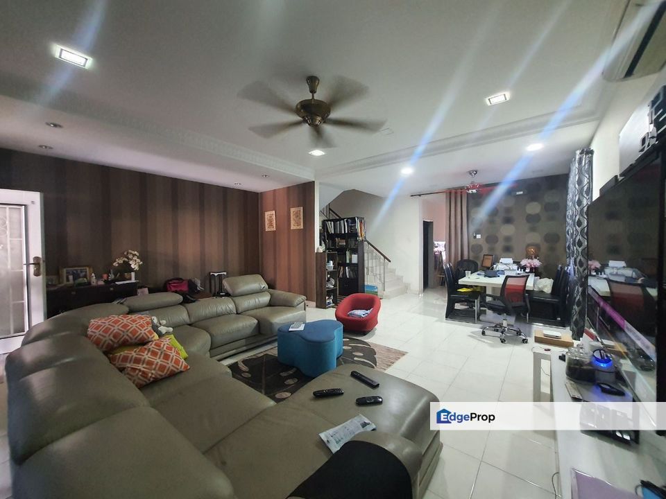 FREEHOLD Bandar Puteri Klang, End Lot Double Storey Renovated, Selangor, Klang