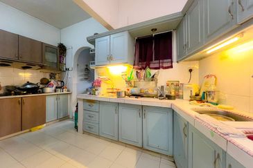 FREEHOLD Taman Melawati, 2 Storey Terrace 