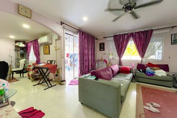 FREEHOLD Taman Melawati, 2 Storey Terrace 