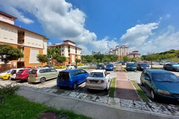 Presint 11 Apartment