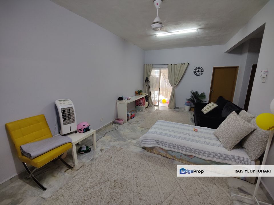 Ground Floor Unit Pangsapuri Opal Subang Bestari U5 Shah Alam, Selangor, Shah Alam