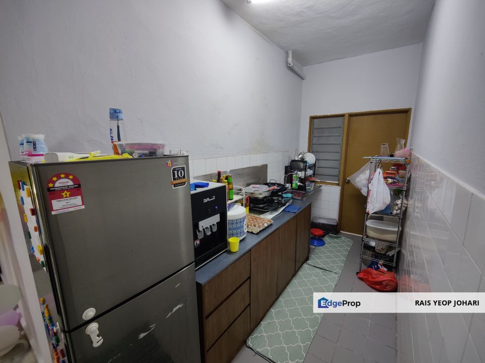 Ground Floor Unit Pangsapuri Opal Subang Bestari U5 Shah Alam, Selangor, Shah Alam