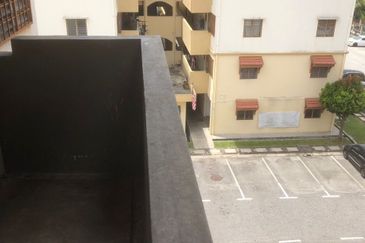 FREEHOLD Pangsapuri Semarak, Persiaran Setia Prima, Seksyen U13, Setia Alam, Selangor