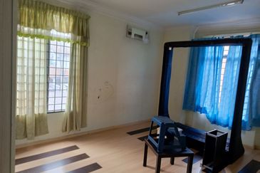 2.5 Storey Terrace Corner Saujana Damansara