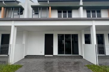 Alura @ Bandar Bukit Raja